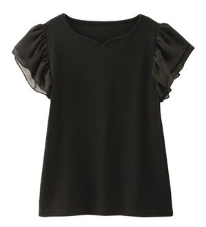 alotta（アロッタ）の「テレコリブ異素材フレアー袖トップス（カットソー）」｜ブラック