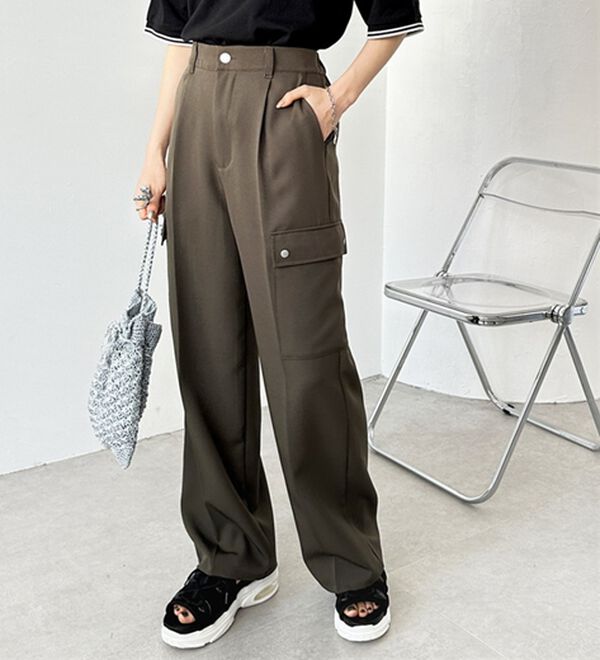 タックワイドストレートカーゴパンツ - ベルーナ【公式】