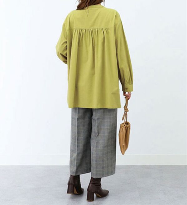 BELLUNA（ベルーナ）の「フリル使いピンタックシャツチュニック（チュニック）」｜詳細画像