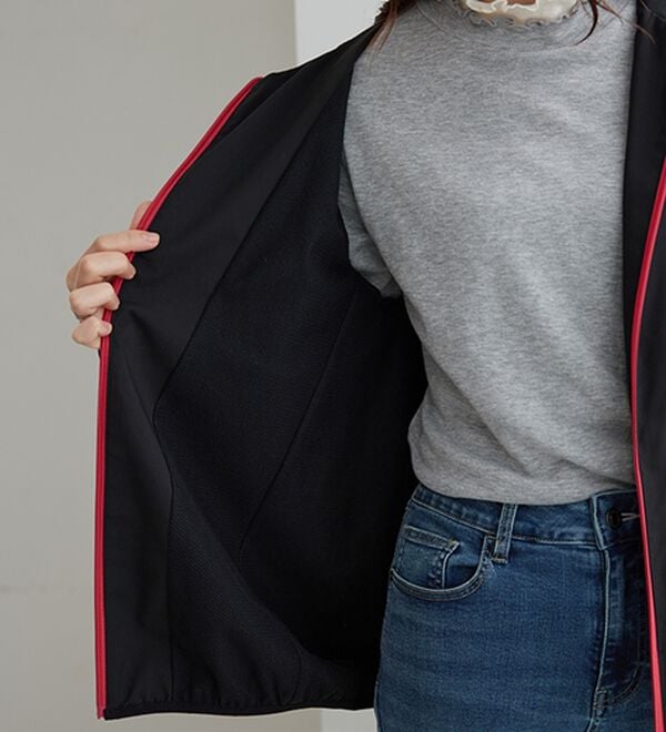 BELLUNA（ベルーナ）の「花粉対策！防風×はっ水パーカー（ブルゾン）」｜詳細画像