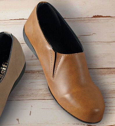 「健康運動指導士ＴＯＫＩ先生監修やわらかストレッチシューズ（フラットシューズ）」