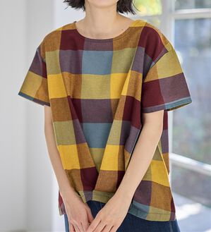 Viola e Viola（ヴィオラ エ ヴィオラ）の「ビッグチェック裾タックブラウス（ブラウス）」｜ブラウン系チェック