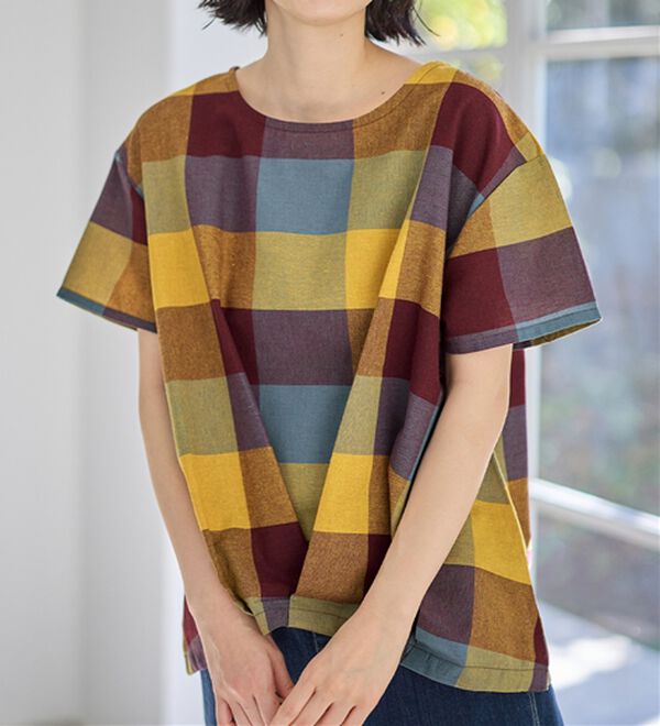 Viola e Viola（ヴィオラ エ ヴィオラ）の「ビッグチェック裾タックブラウス（ブラウス）」｜ブラウン系チェック