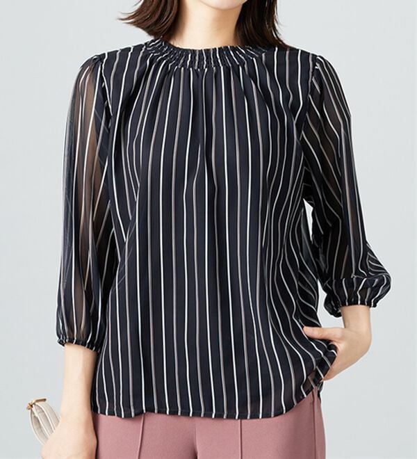 BELLUNA（ベルーナ）の「シフォン素材シャーリング使いブラウス（ブラウス）」｜詳細画像