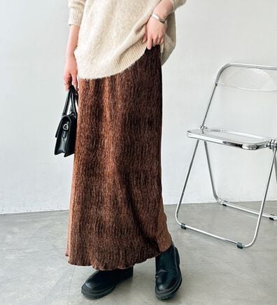 GeeRA（ジーラ）の「すっきり見え！ベロアプリーツロングスカート（ロングスカート）」