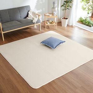 iellio（イエリオ）の「洗えるはっ水フランネルラグ＜ホットカーペット対応・撥水・洗濯可能＞（カーペット）」｜アイボリー