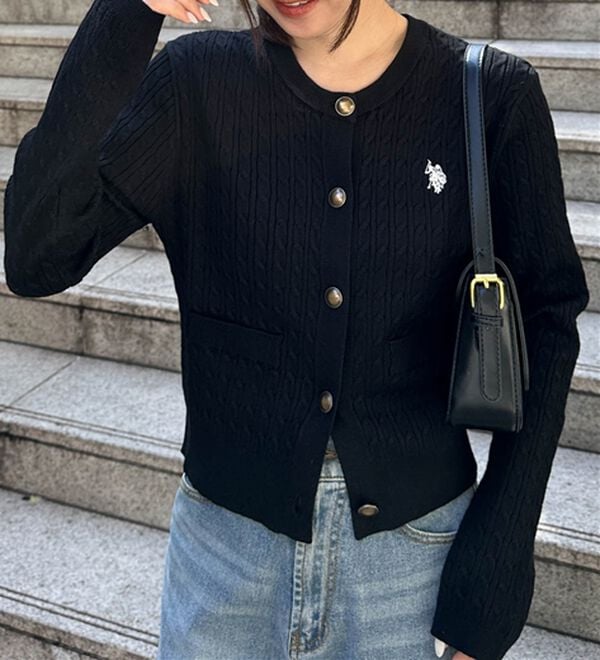 RANAN（ラナン）の「＜Ｕ．Ｓ．Ｐ＞ゴールド調ボタン刺繍ケーブルカーディガン（ニット・セーター）」｜詳細画像