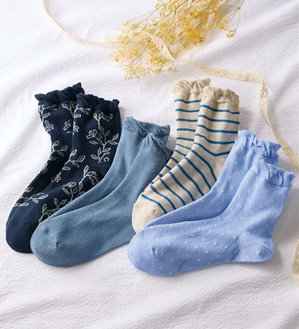 LAVIENNE（ラヴィエンヌ）の「【４足組】かかとフィットクルー丈ソックス（靴下・ストッキング）」｜ブルー系