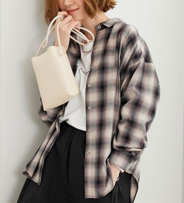 BELLUNA（ベルーナ）の「サラッと軽い！チェック柄シャツ（シャツ）」｜詳細画像