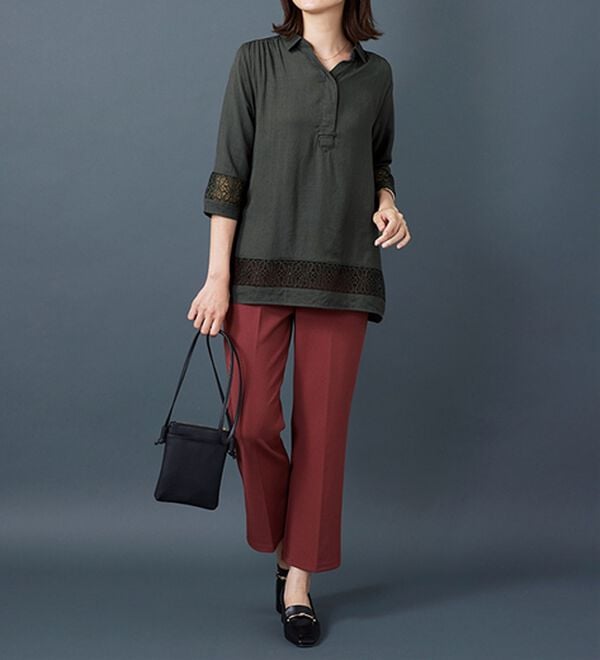 BELLUNA（ベルーナ）の「袖＆裾レースデザインシャツチュニック（チュニック）」｜詳細画像