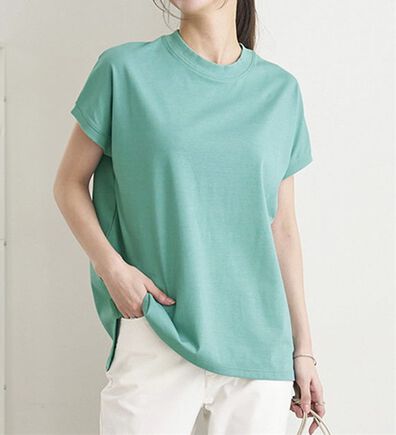 BELLUNA（ベルーナ）の「汗ジミ対策！ハイネックプルオーバー（カットソー）」