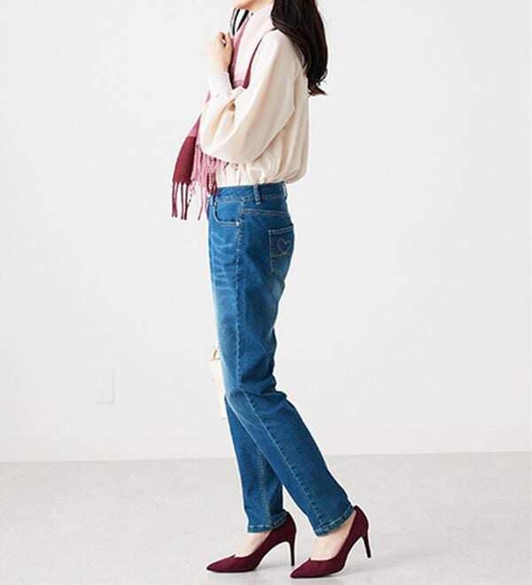 BELLUNA（ベルーナ）の「【暖かデニム】ふんわり裏起毛ストレッチスリムジーンズ（フルレングスパンツ）」｜詳細画像