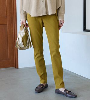 BELLUNA（ベルーナ）の「美ストレッチ素材レギンスパンツ【Ｐｒｉｍａ　Ｆｉｔ　Ｐａｎｔｓ】（スパッツ・レギンス）」｜イエロー