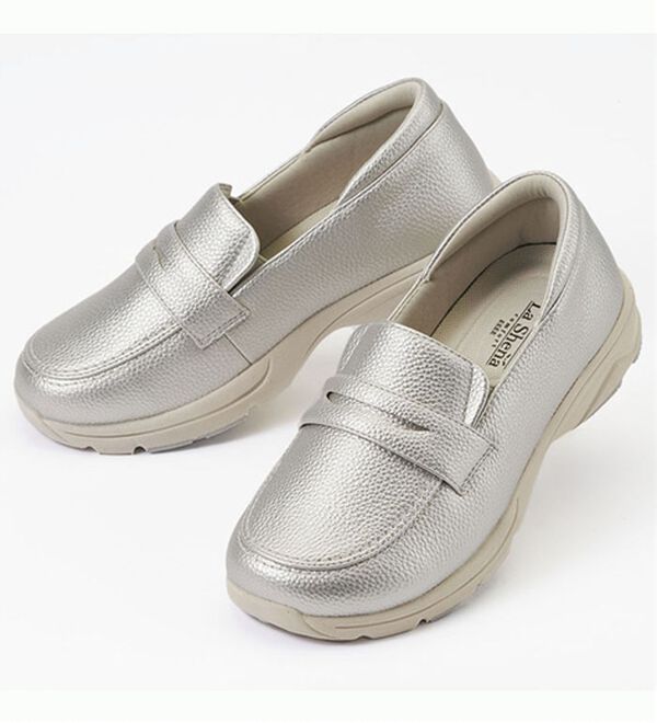 ルフラン（ルフラン）の「スニーカーみたいな快適ローファー＜ラシーナコンフォート＞（ローファー）」｜シルバー