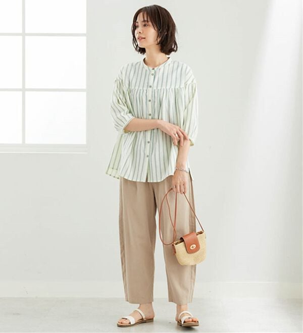 BELLUNA（ベルーナ）の「ダブルガーゼ素材切替デザインブラウス（ブラウス）」｜詳細画像