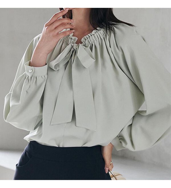 RANAN（ラナン）の「フリル衿ボウタイギャザーブラウス（ブラウス）」｜詳細画像