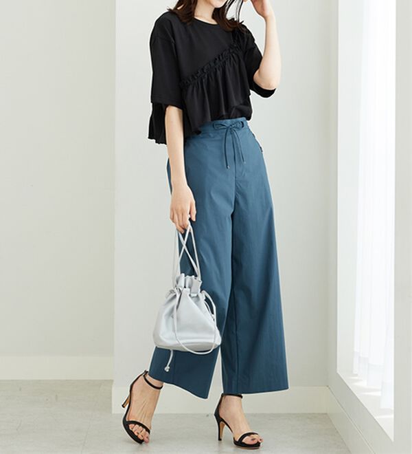 BELLUNA（ベルーナ）の「サラリ綿混ボタン使いワイドパンツ（ワイドパンツ・ガウチョ）」｜詳細画像