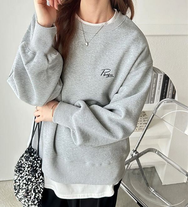 GeeRA（ジーラ）の「ロゴ＆ハート刺しゅう裏起毛スウェット（トレーナー・スウェット）」｜詳細画像