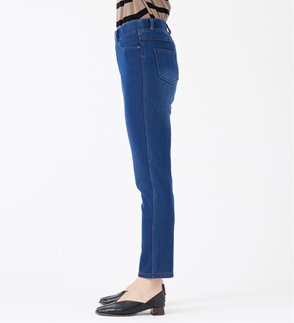 BELLUNA（ベルーナ）の「裏ベロアストレッチ素材レギンスパンツ【Prima fit pants】（スパッツ・レギンス）」｜詳細画像