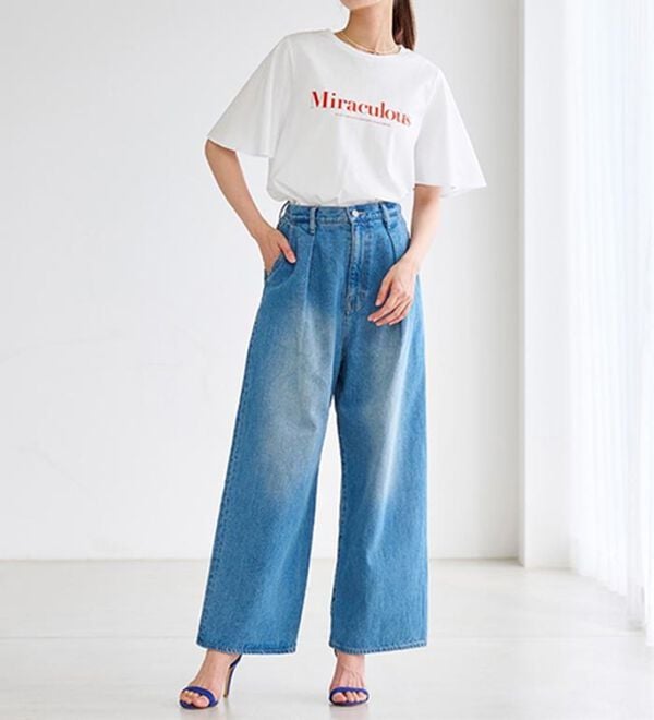 RANAN（ラナン）の「ひんやり！綿１００％フレア袖大人ロゴＴシャツ（カットソー）」｜詳細画像