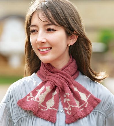 BELLUNA（ベルーナ）の「ウール入ネコシルエットミニマフラー（ストール・スカーフ・マフラー）」