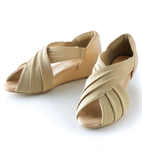「美歩人（びふっと）シャーリングパンプス（パンプス）」｜ベージュ