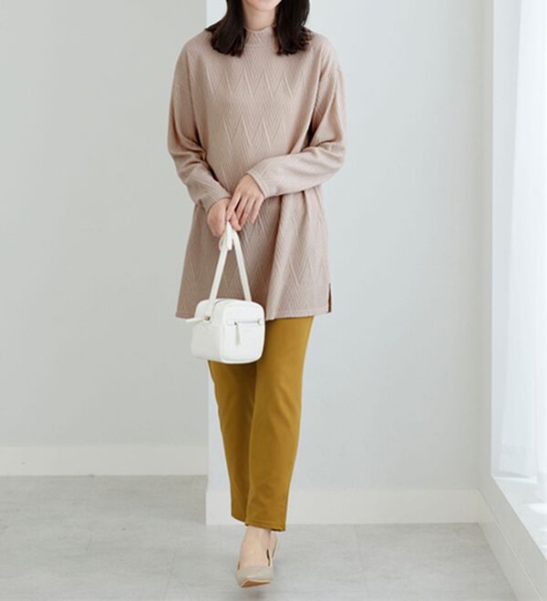 BELLUNA（ベルーナ）の「ふんわりジャカード素材ハイネックチュニック（チュニック）」｜詳細画像