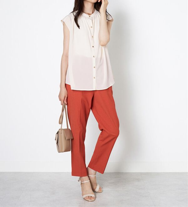 BELLUNA（ベルーナ）の「ギャザー使いフレンチスリーブブラウス（ブラウス）」｜詳細画像