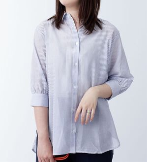 BELLUNA（ベルーナ）の「シアーストライプ素材シャツチュニック（シャツ）」｜ブルー系