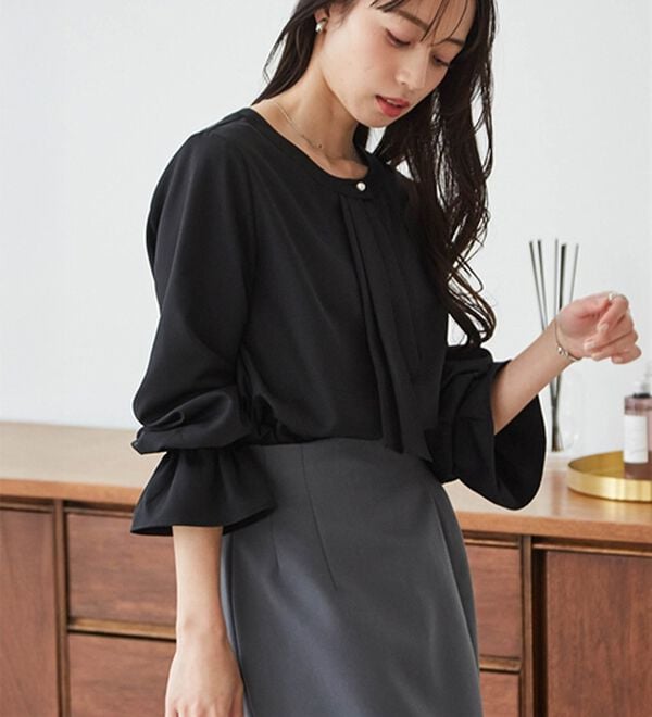 パール付きボウタイブラウス - ベルーナ【公式】