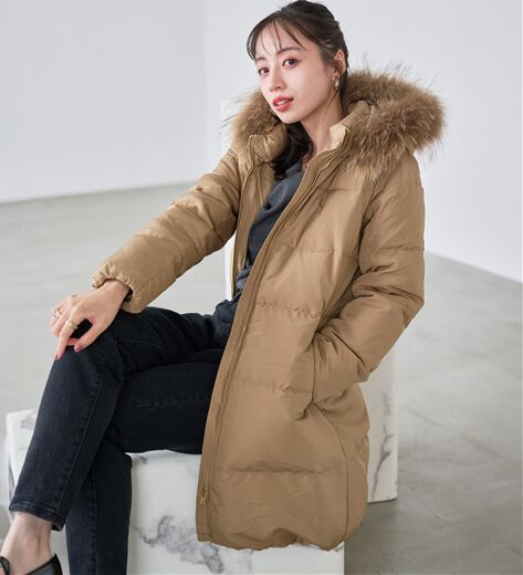 【美品】MONT.-BELL リアルファー　ロングダウンコート　Lサイズ MONT-BELL ダウン90% リアルファー ロングダウンコート