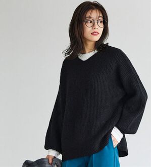 Pierrot（ピエロ）の「【洗濯機で洗える】ネックが選べるふんわりボリューム袖ニット（ニット・セーター）」｜ブラック