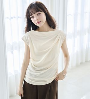 RANAN（ラナン）の「タックドレープフレンチスリーブＴ（Tシャツ）」｜アイボリー