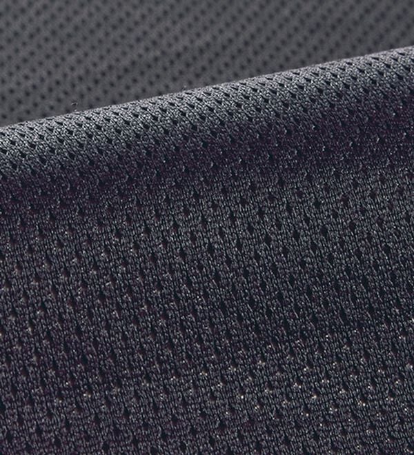 BELLUNA（ベルーナ）の「動きやすい！はっ水＆防風ブルゾン（ブルゾン）」｜詳細画像