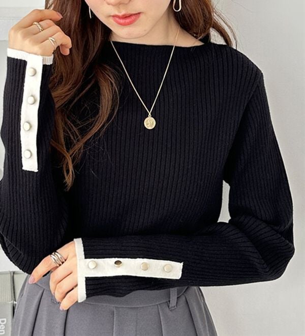 GeeRA（ジーラ）の「袖口ボタン配色ボートネックリブニット（ニット・セーター）」｜詳細画像