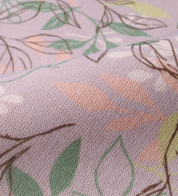 BELLUNA（ベルーナ）の「ふんわり柔らかメロー使い花柄プルオーバー（カットソー）」｜詳細画像