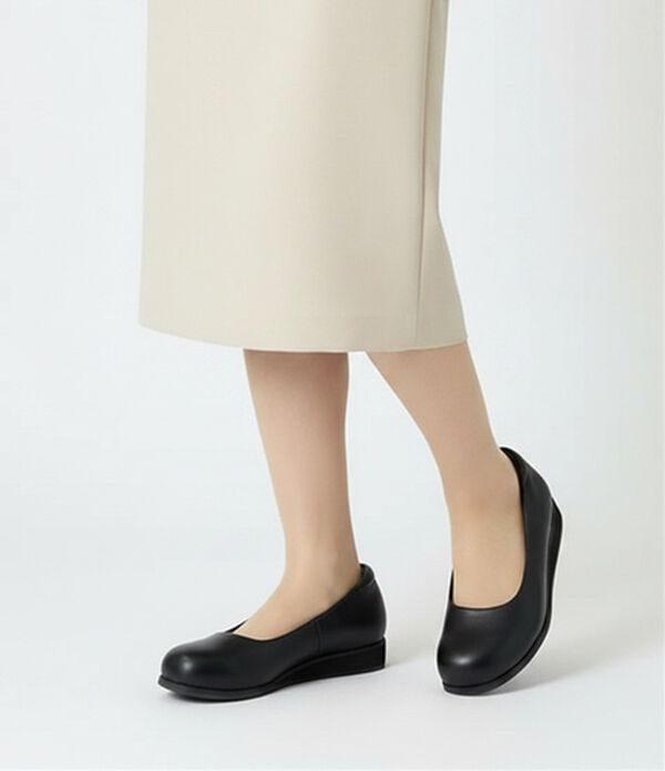 BELLUNA（ベルーナ）の「５Ｅ牛革ゆったりウェッジパンプス（パンプス）」｜詳細画像