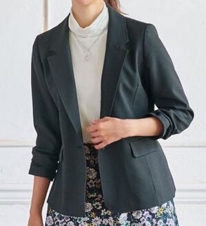 BELLUNA（ベルーナ）の「＜楽スタフィット＞シリーズ（ジャケット・パンツ・ベスト）（フルレングスパンツ）」｜テーラードジャケット/黒