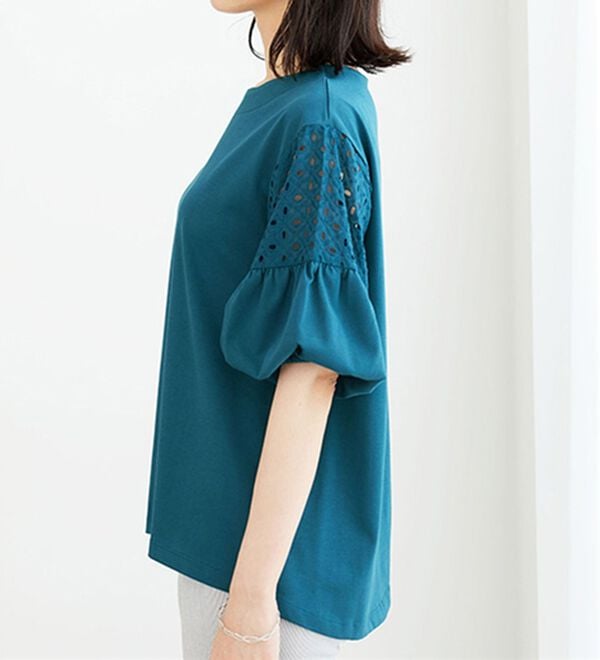 BELLUNA（ベルーナ）の「ボリューム袖レース切替プルオーバー（カットソー）」｜詳細画像