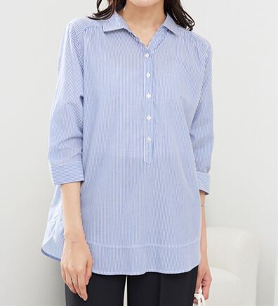 BELLUNA（ベルーナ）の「サラリ綿混！ギャザー使いシャツチュニック（チュニック）」