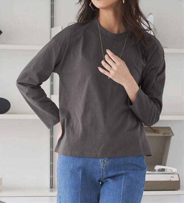 RANAN（ラナン）の「【選べる袖丈】ひんやり！＜BC＞綿100％プチハイネックＴシャツ（カットソー）」｜チャコール（長袖）