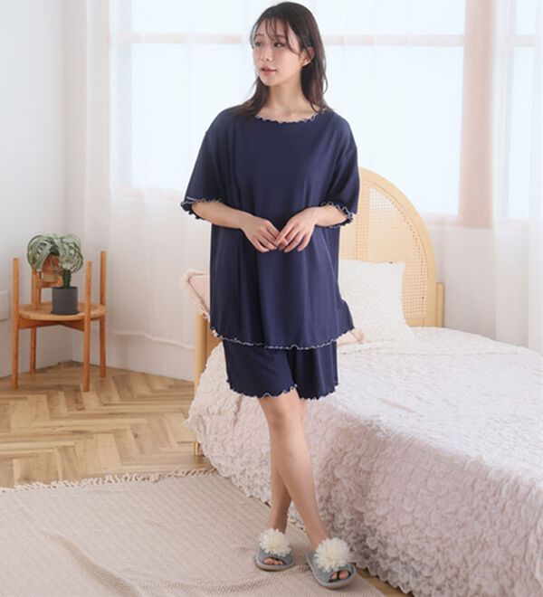 A HAPPY MARILYN（アハッピーマリリン）の「【Ｌ～８Ｌ】タイプが選べる！さらっとろルームウェアセット（パジャマ・ルームウェア）」｜詳細画像