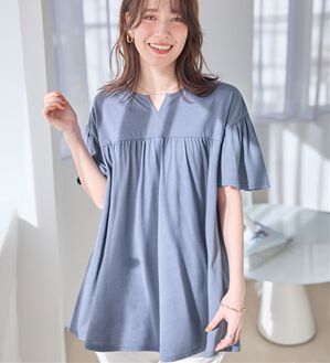 Viola e Viola（ヴィオラ エ ヴィオラ）の「軽やか綿混カットソーキーネックチュニック（チュニック）」｜ダスティブルー