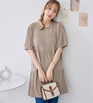 alotta（アロッタ）の「楽に可愛く！ふんわり綿混ティアードチュニック（チュニック）」｜グレージュ