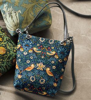 ルフラン（ルフラン）の「Ｆａｂｒｉｃ　ｂｙ　ＢＥＳＴ　ＯＦ　ＭＯＲＲＩＳ　ショルダーにもなる手提げバッグ（トートバッグ）」｜ネイビー系