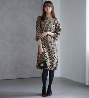 RANAN（ラナン）の「花柄ケミカルレースワンピース（プリントワンピース）」｜ベージュ系