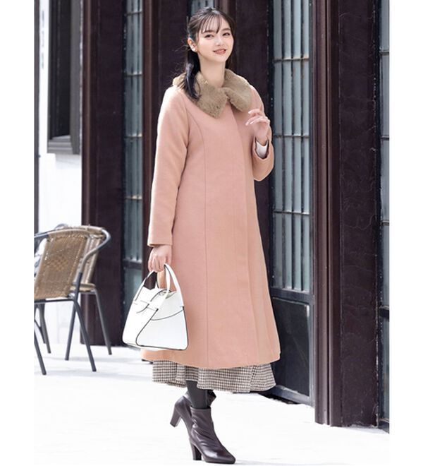 新川優愛さんコラボ】美人シルエットファー付ノーカラーコート【美人 