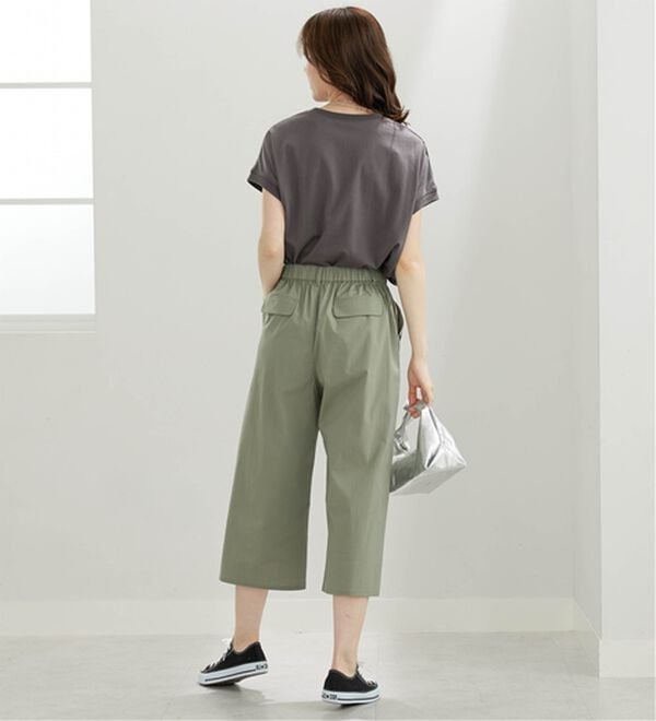BELLUNA（ベルーナ）の「サラリ綿混ボタン使いキュロットパンツ（その他パンツ）」｜詳細画像