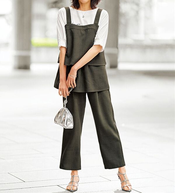 BELLUNA（ベルーナ）の「サラリ麻調素材ビスチェセットアップ（セットアップ）」｜チャコール