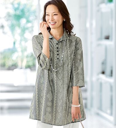 BELLUNA（ベルーナ）の「＜軽い着心地が旅行に嬉しい！＞綿入り杢調プリントチュニック（チュニック）」